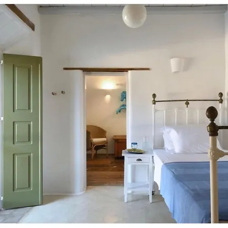 The Mykonian Beachfront Estate 빌라 *