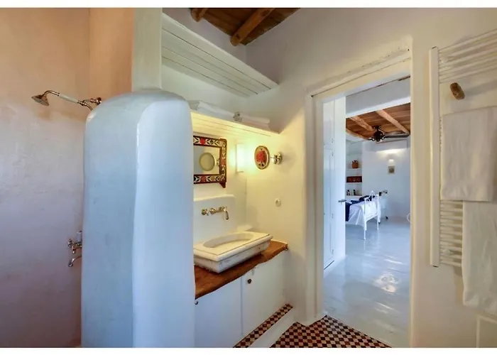 The Mykonian Beachfront Estate 빌라 *