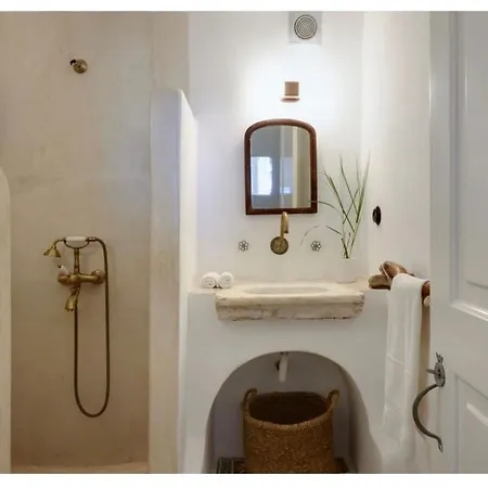 Villa The Mykonian Beachfront Estate *