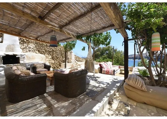 Villa The Mykonian Beachfront Estate Fokos Beach