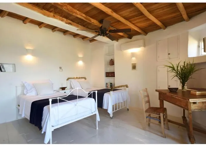 Villa The Mykonian Beachfront Estate Fokos Beach