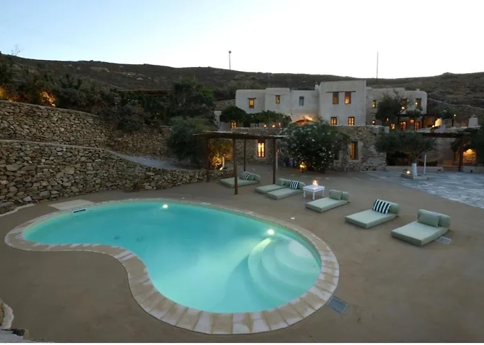 Villa The Mykonian Beachfront Estate *